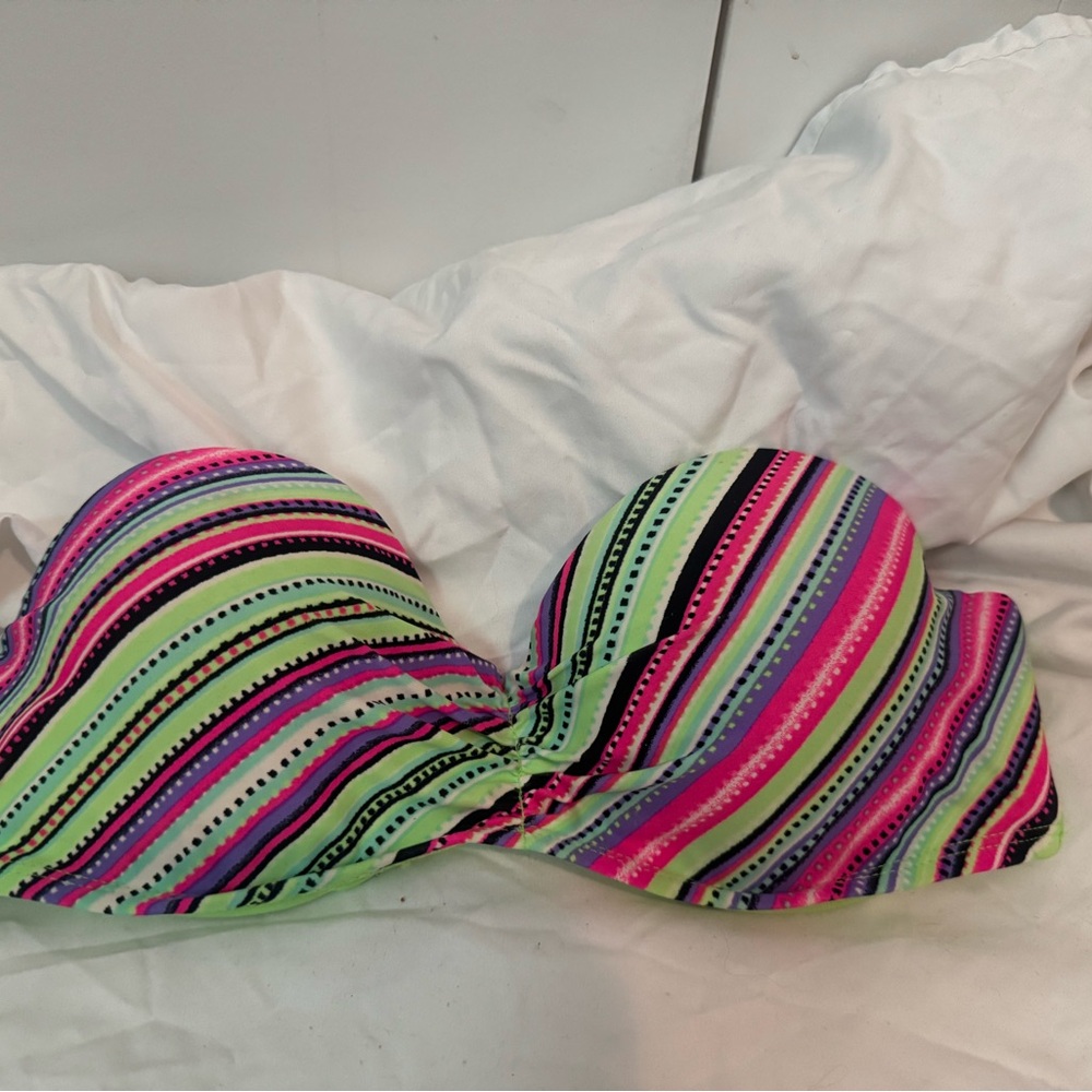 Rue21 Multicolor Striped Bikini Top